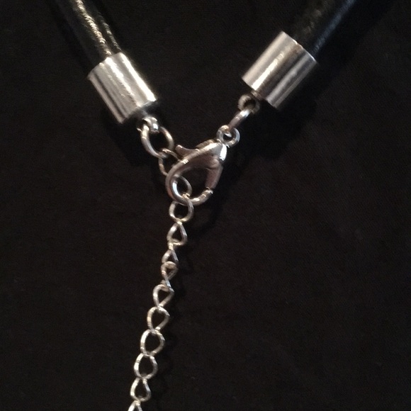 SILVER STATEMENT NECKLACE - Picture 4 of 4